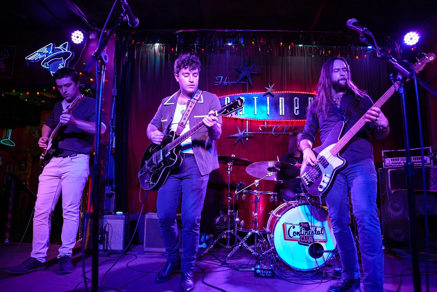 Dom Francis Live at The White Horse