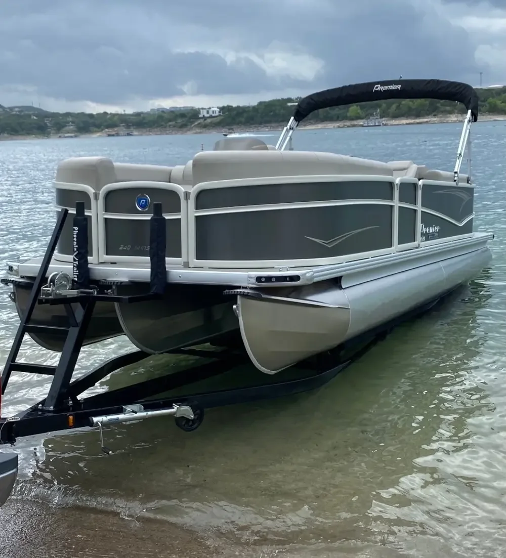 Lake Travis Charter - 14 Passengers - Lake Travis - Captained by Austin Party Boat Rental on Lake Travis photo 3