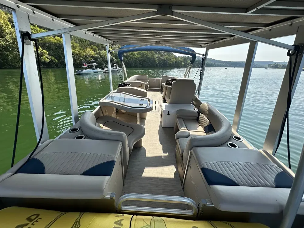28ft Double-Decker Tritoon Boat with Slide by Big Tex Boat Rentals on Lake Travis photo 2