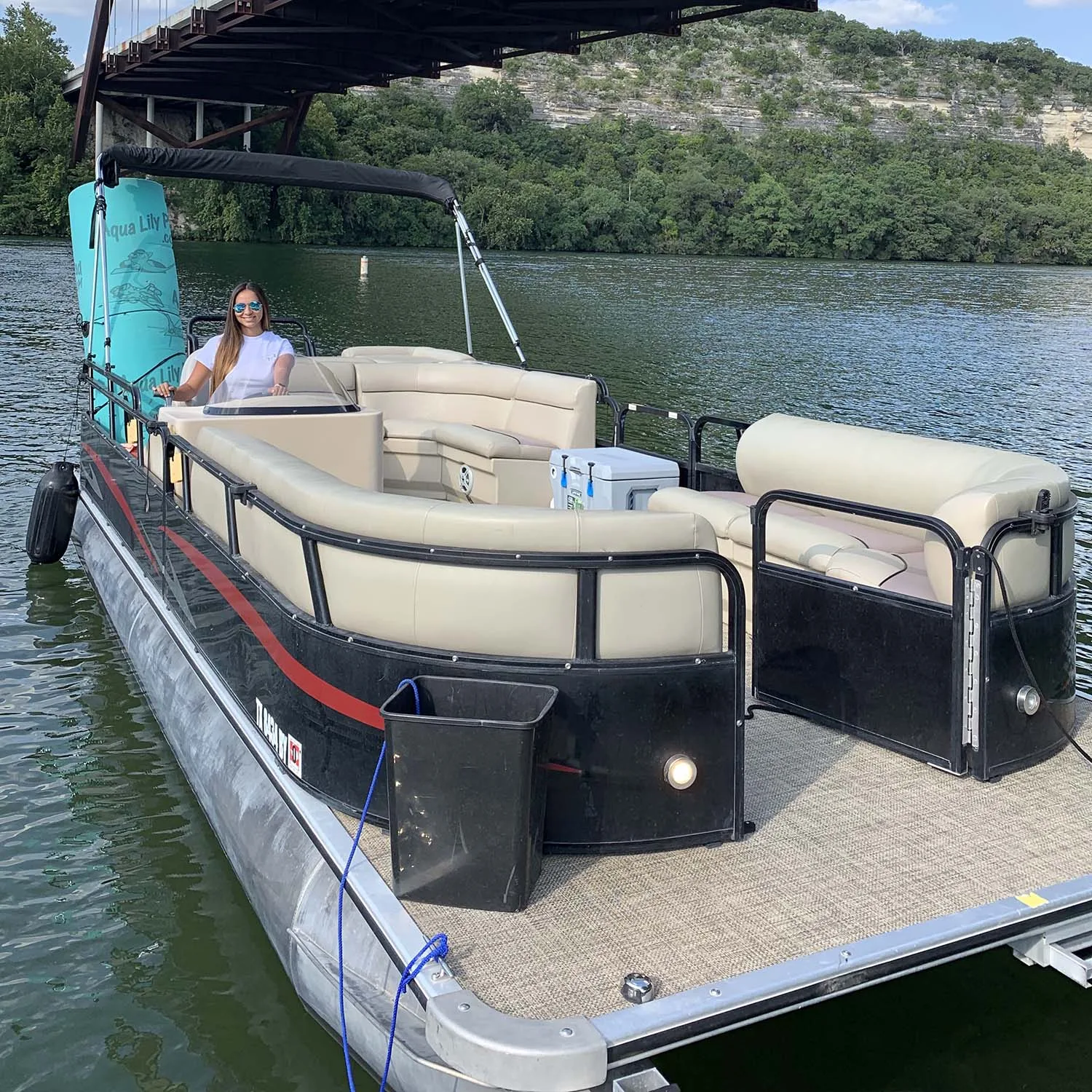 Tied Up Boat Rentals in Austin, Texas
